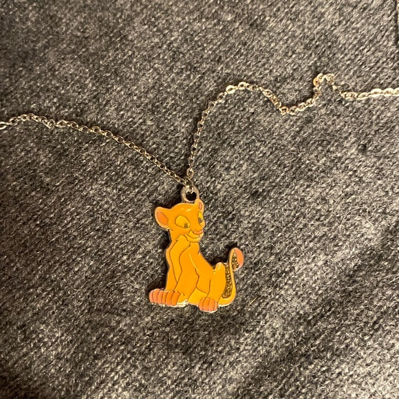 BRAND NEW! Vintage Disney Lion King Simba Enamel Cloisonné 16” Necklace - Picture 1 of 2